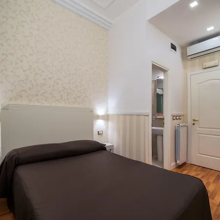 Hotell Porta Pia 3*