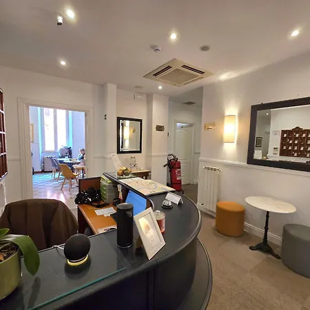 Otel Porta Pia 3*