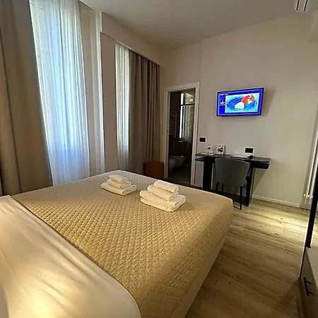 Hotel Porta Pia 3*